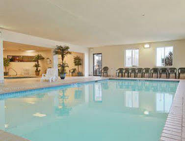 Wingate By Wyndham Pueblo Hotel Eksteriør billede